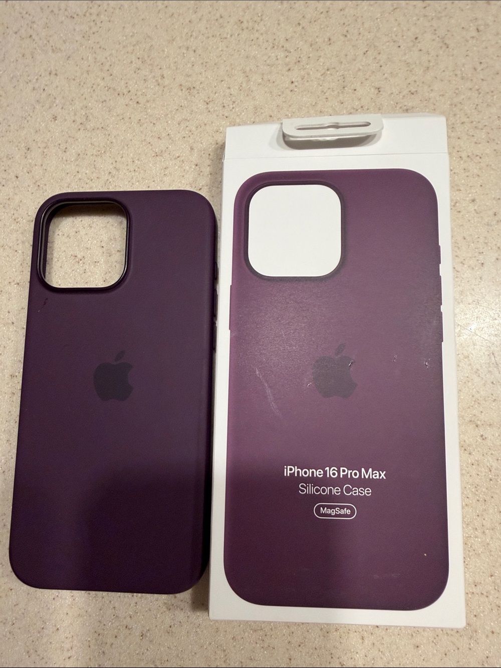 Apple Silicone Case for iPhone 16 Pro Max - Purple